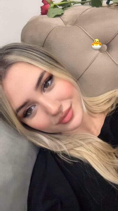 Remaja Jepang bilang “私は輝いている!” — trending di Yandex.